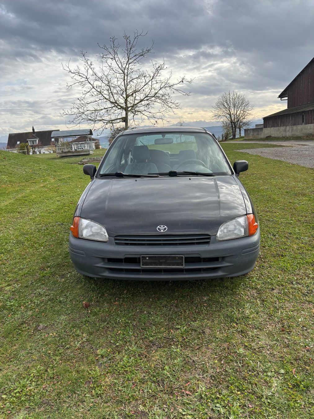 Toyota Starlet 1.3 16 V - Image 1