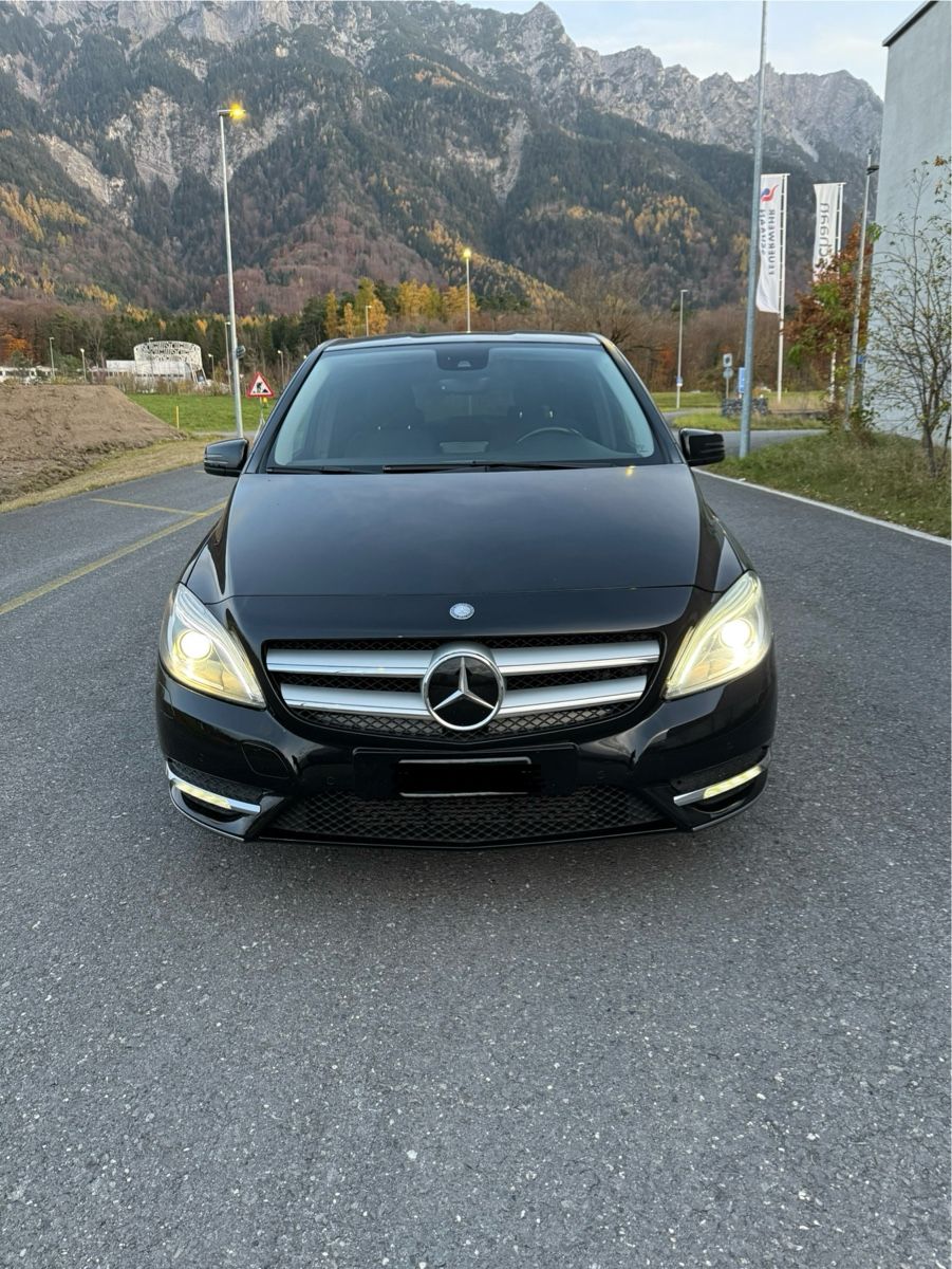 Mercedes B220 4Matic Amg Line - Image 1