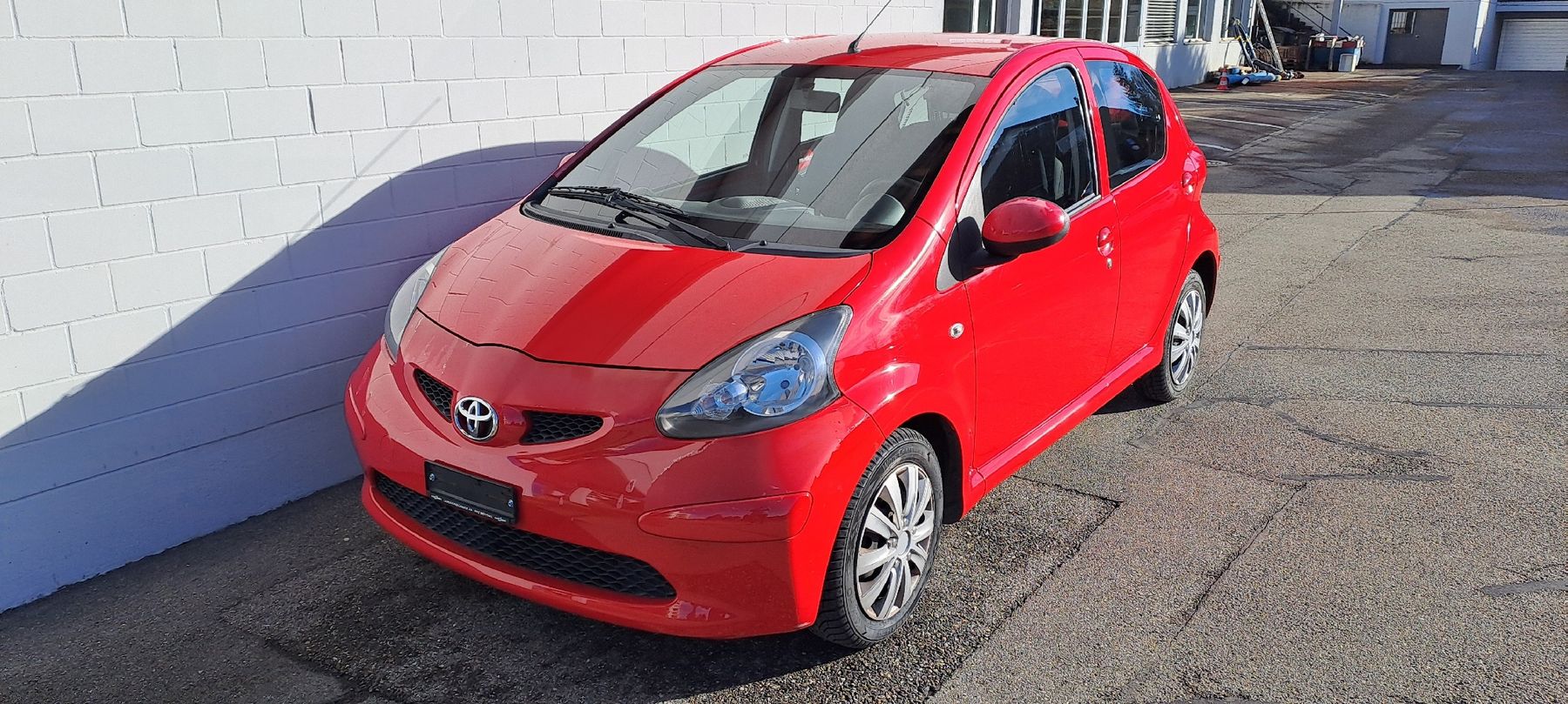 Toyota Aygo, Jg.2008, 162000km,frisch ab MFK u.Service! - Image 1