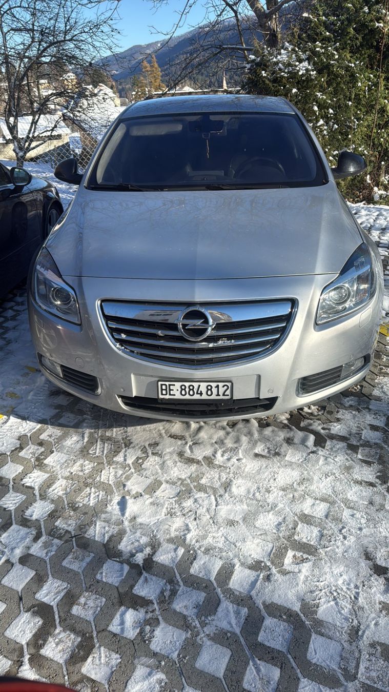OPEL INSIGNIA - Image 1