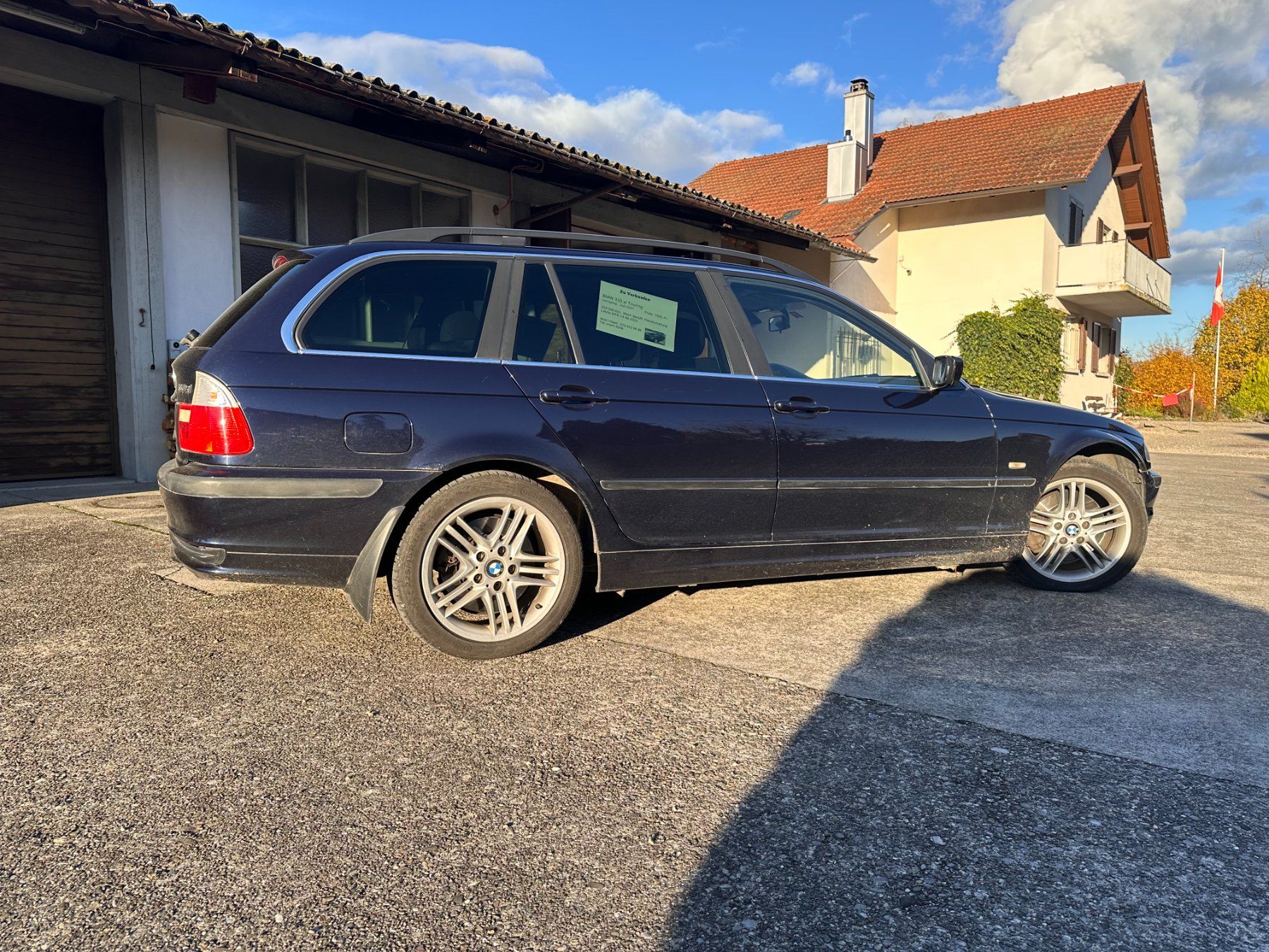 BMW 330 xi Touring - Image 3