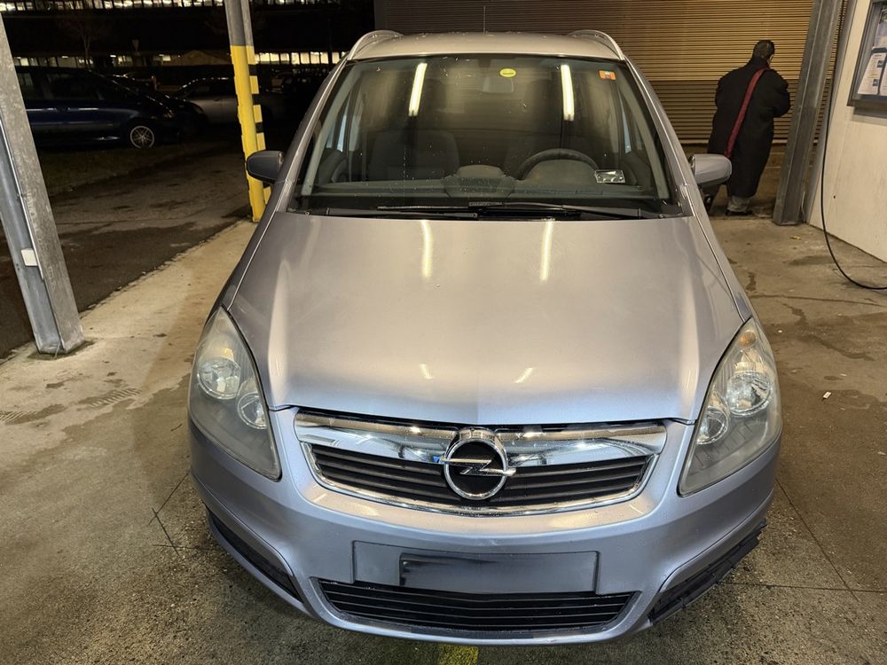 Opel zafira 1.8 7plätzer ab mfk19.06.24 funziona alla perfezione