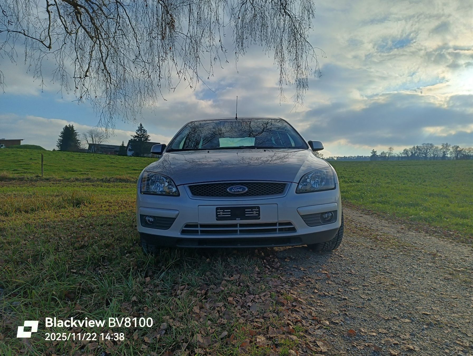 Ford Focus 2.0i 16V - Image 1