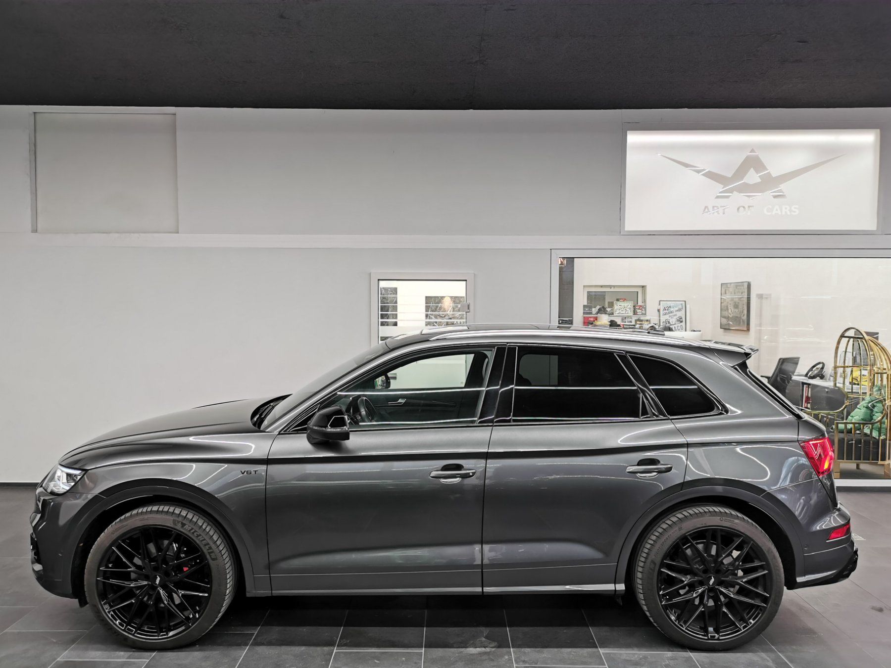 Audi SQ5 ABT VOLL NAPPA 426CV CH-AUTO PANO B&amp;O AHK NEUWERTIG - Image 3