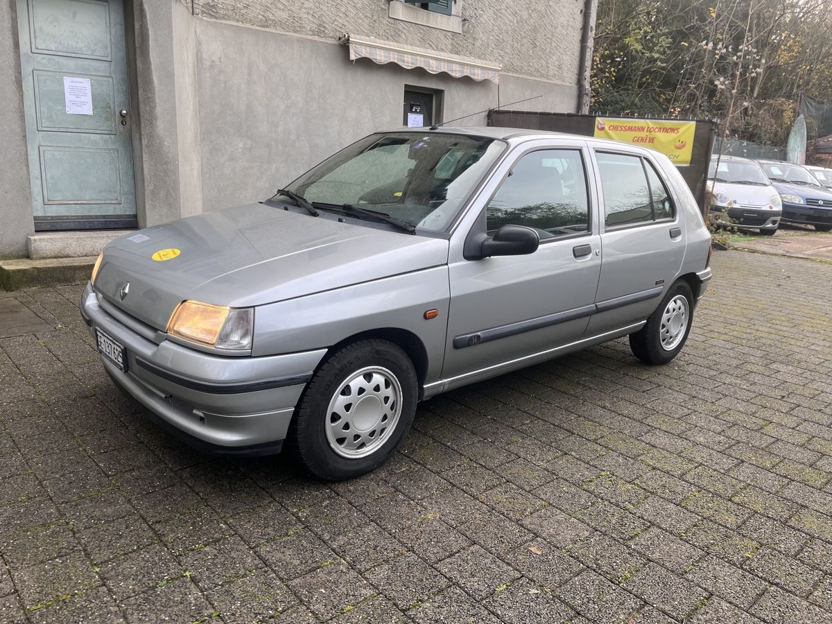 Renault Clio 1.4 Automatique (1995) valutazione del giorno - Image 1