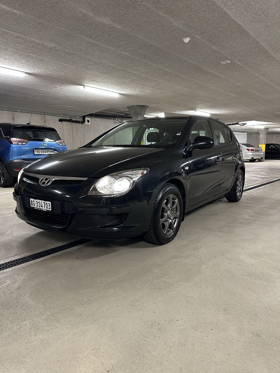 HYUNDAI I30 1.4 —28.10.25 MFK - Image 1