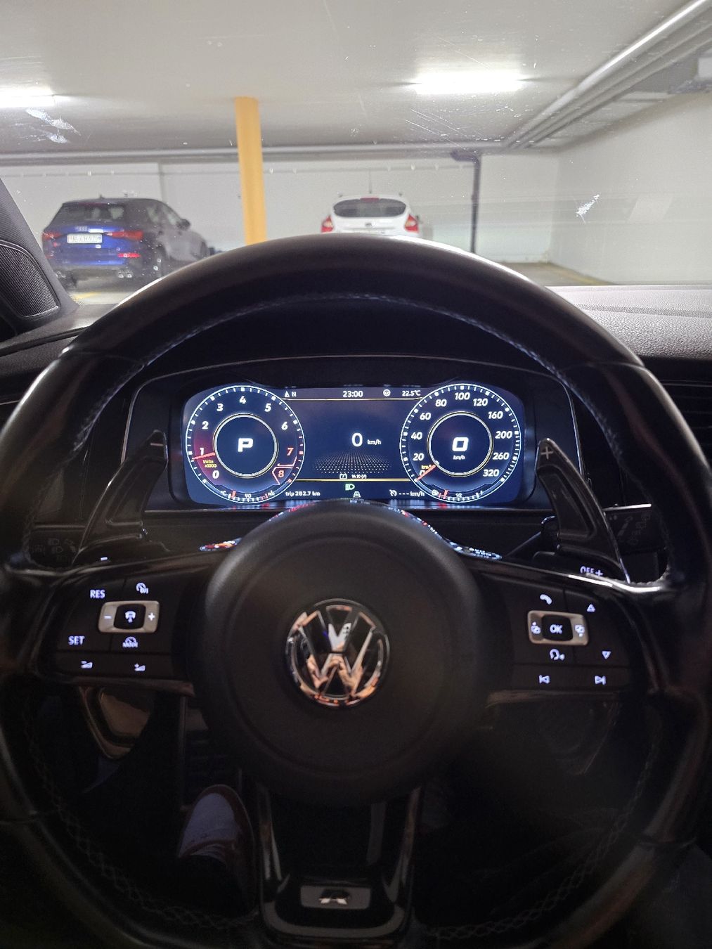 Golf 7R - Image 1