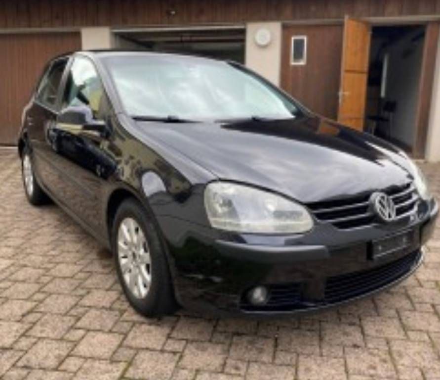 VW Golf 1.6 FSI Comfortline (berlina) - Image 1