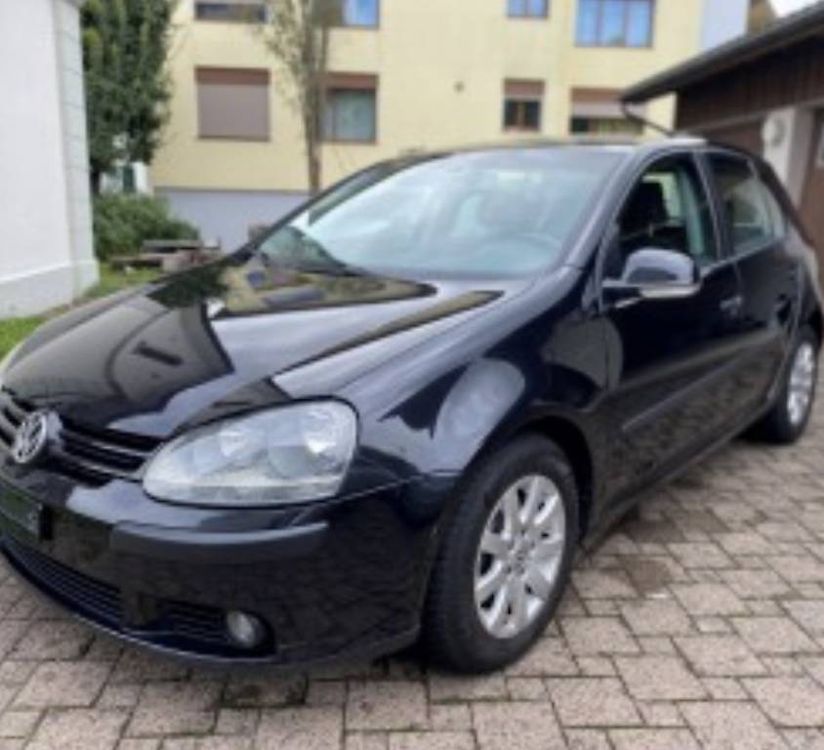 VW Golf 1.6 FSI Comfortline (berlina) - Image 2