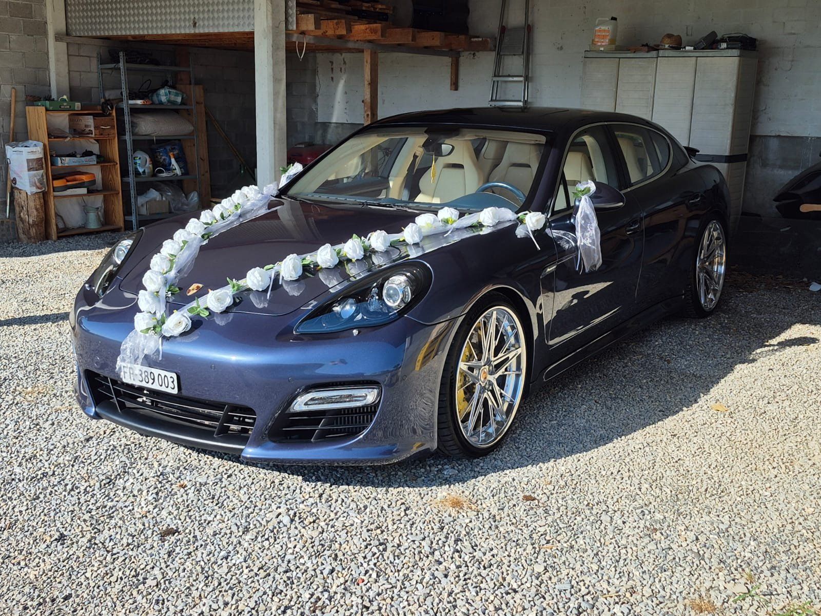 Traum Porsche Panamera Turbo, Frisch ab MFK und Service - Image 3