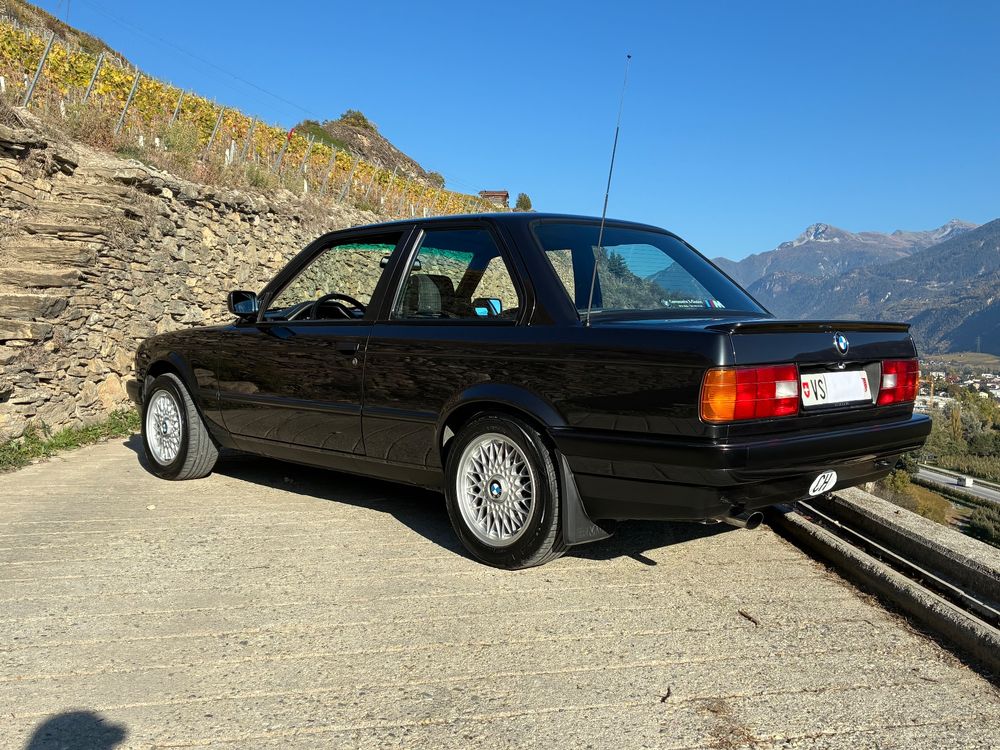 BMW 318is E30 - Ottimo stato - Image 2