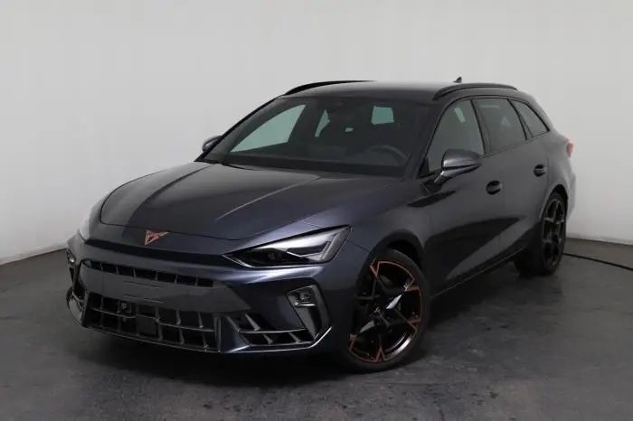 Cupra Leon ST VZ 333PS *Assunzione di leasing*