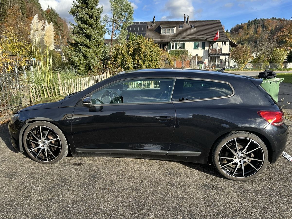 VW Scirocco 2.0 TSI - Image 1