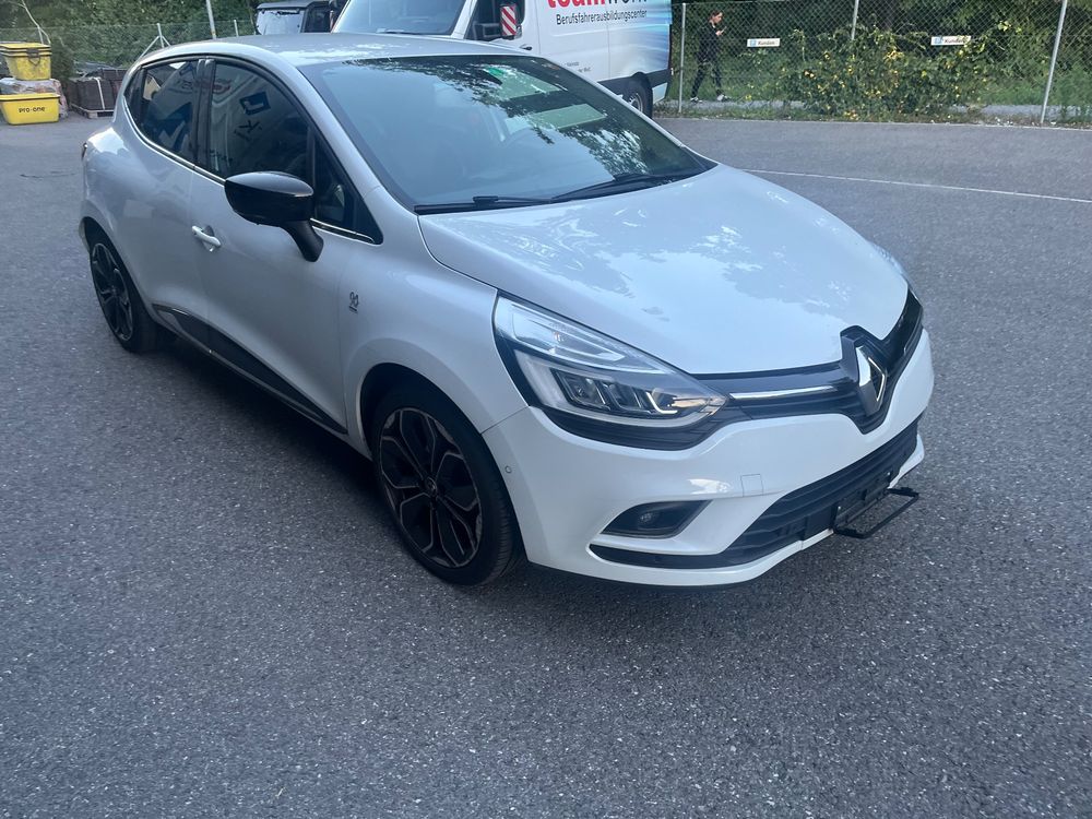 Renault Clio, Jg. 2018, Benzina, Ottime condizioni, Servizio fatto - Image 2