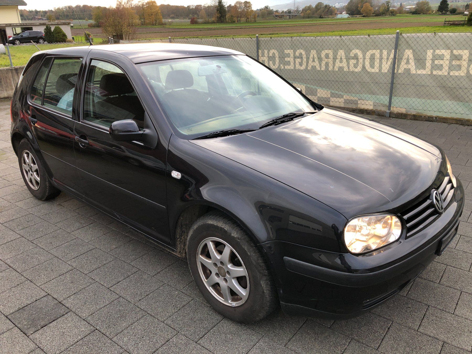 VW Golf 1.6 16V Comfortline - Image 1