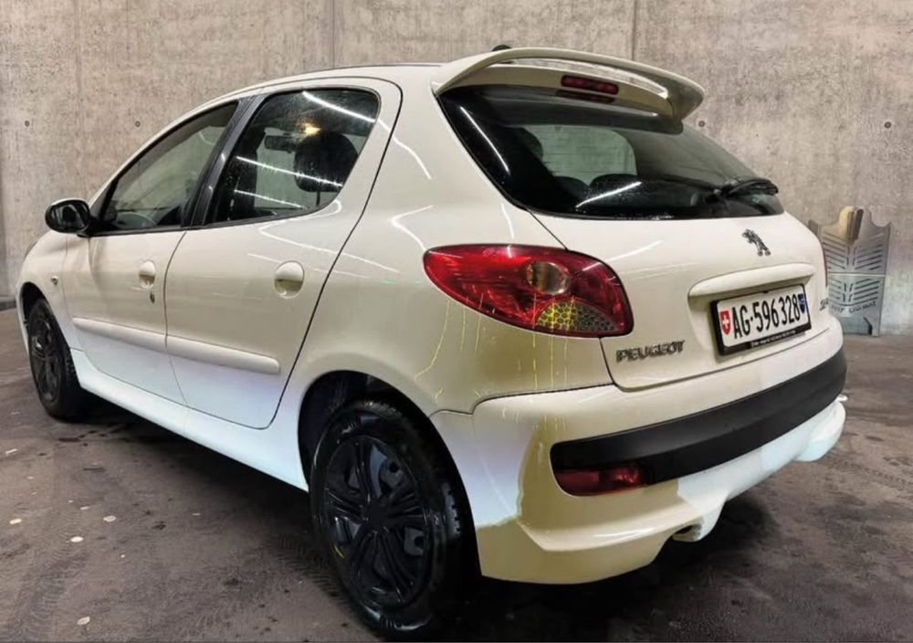 Peugeot 206+ 1.4 trendy Benzina 2012