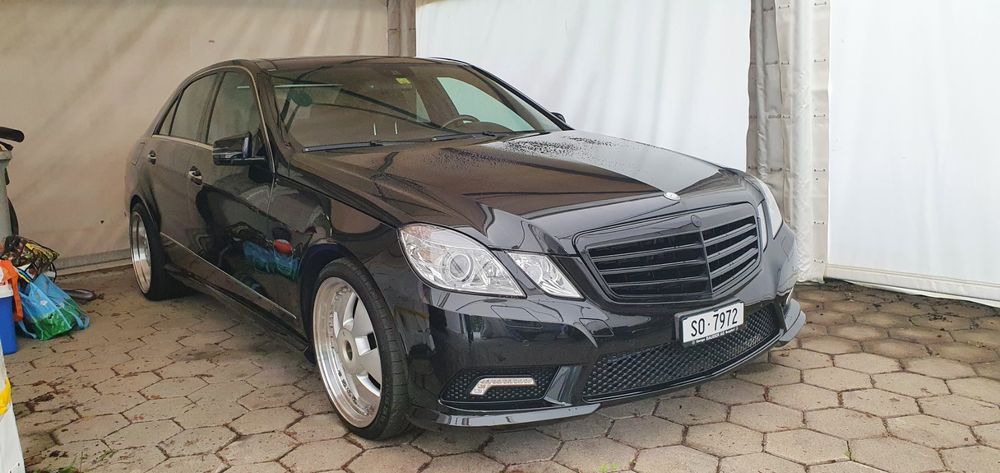 Mercedes Benz E 350 4M - Image 2