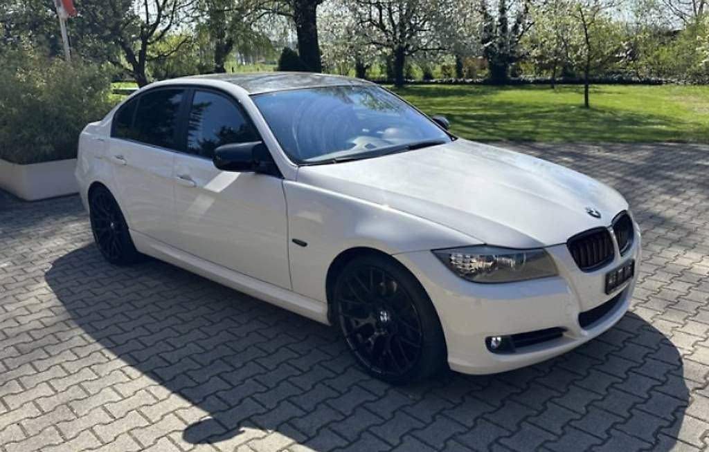 BMW 325i / Servosterzo rotto / Prezzo trattabile - Image 3