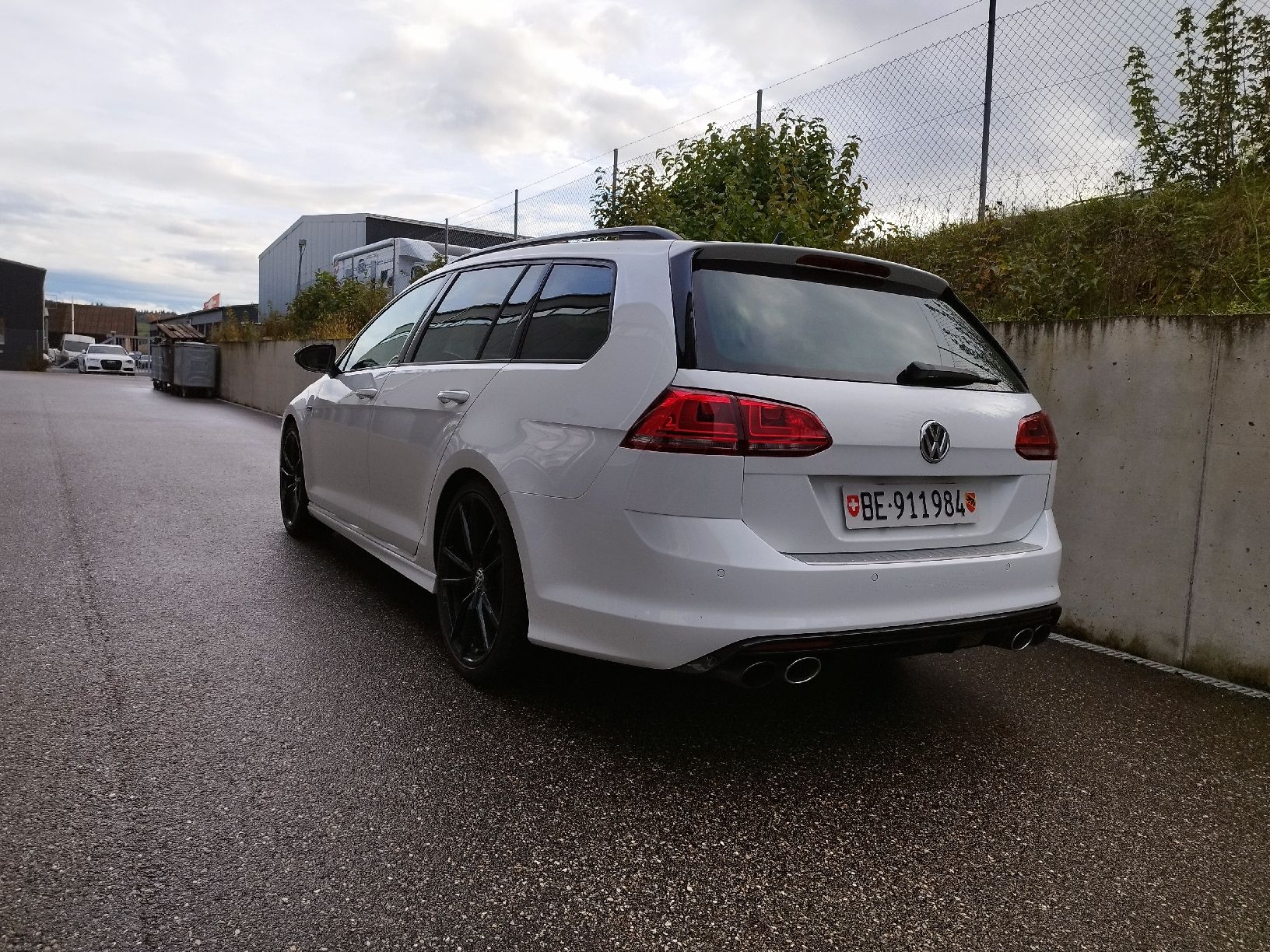 VW Golf 7 Variant - Image 3