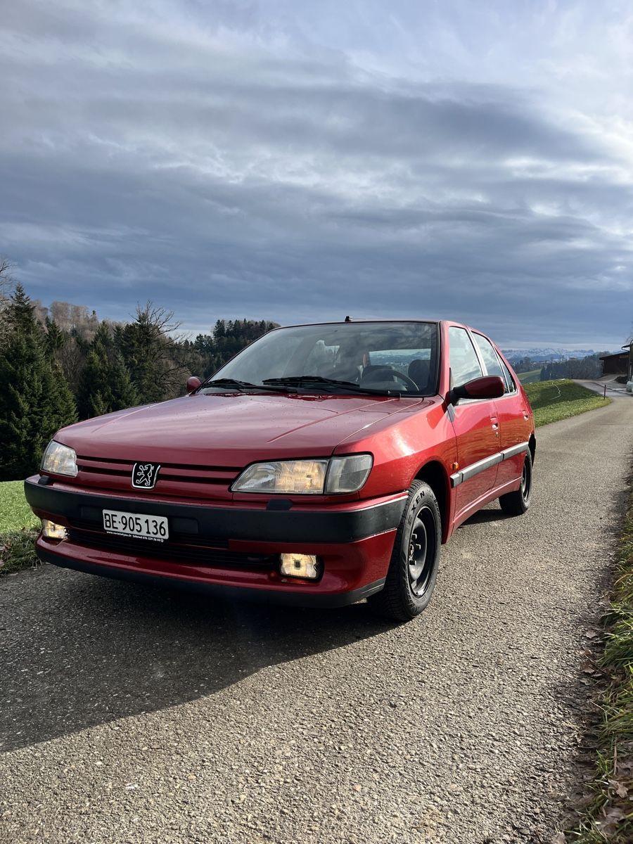 Peugeot 306 1,8 litri - Image 1