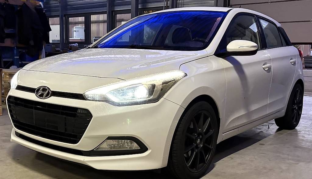 Hyundai i20 1.0 TGDI - Image 1