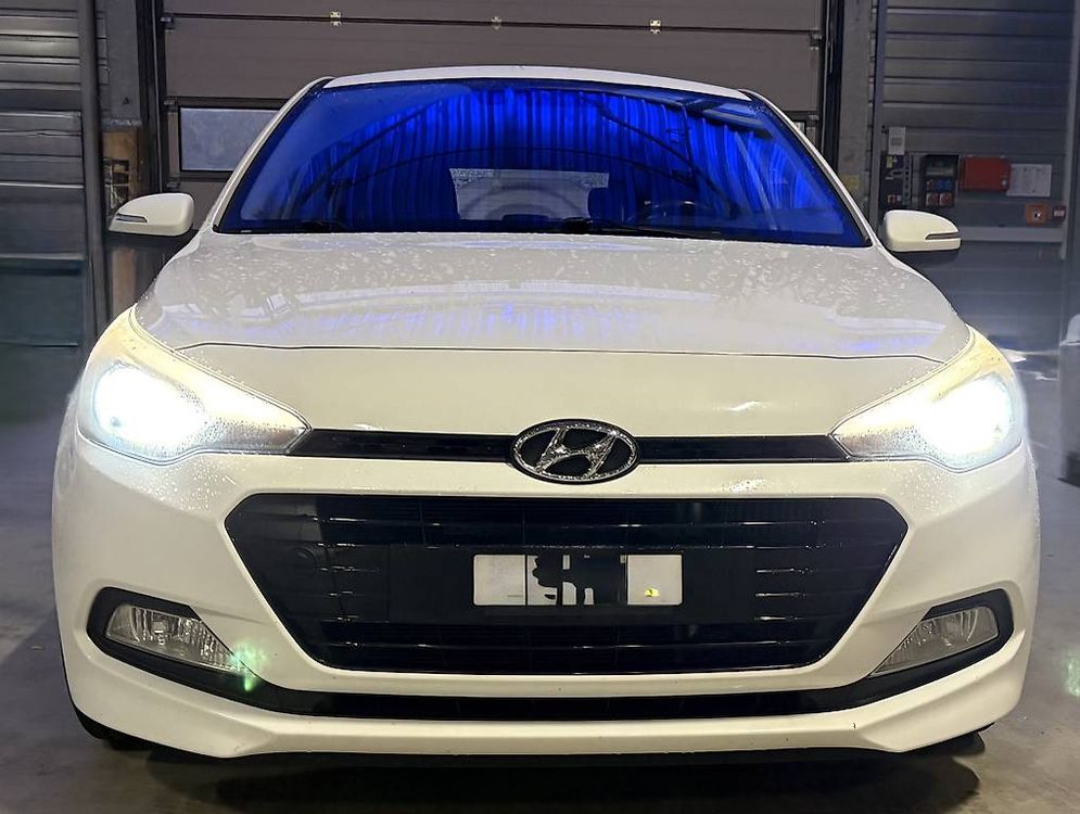 Hyundai i20 1.0 TGDI - Image 2