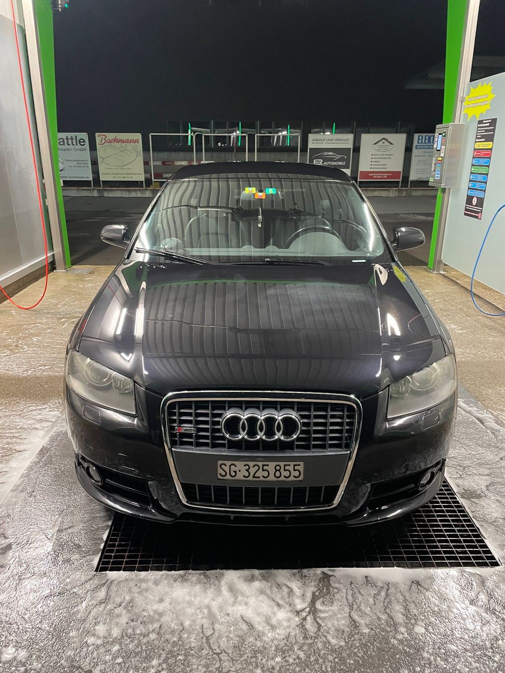 Audi A3 2.0 Turbo-Fsi (S-line) - Image 3