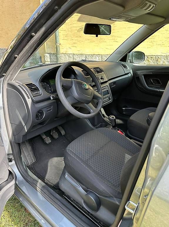 Skoda fabia 1.2 2012 - Image 3