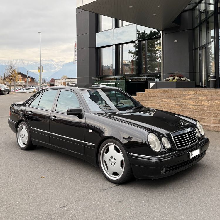 Mercedes Benz E 50 Amg W210