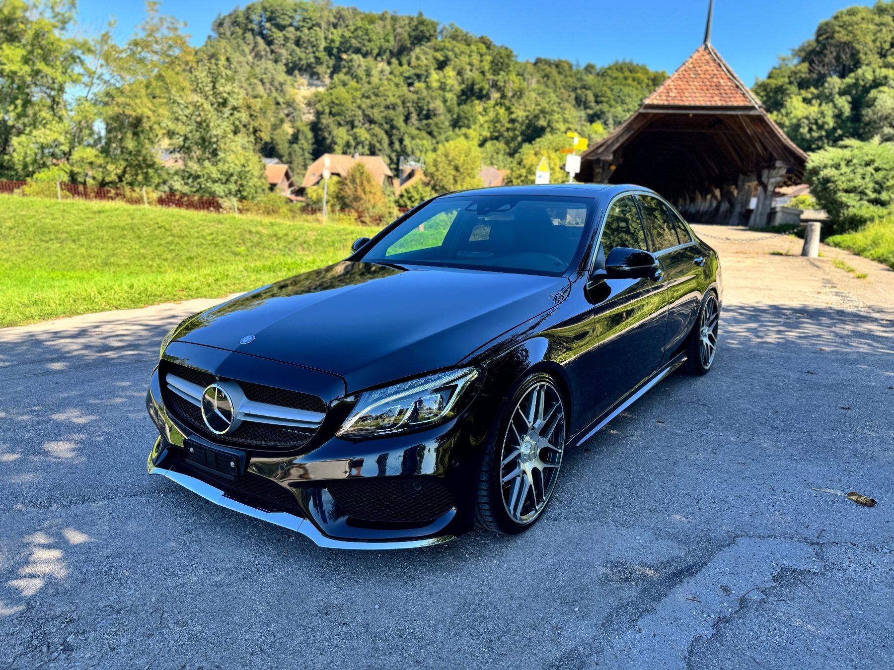 Mercedes-Benz C400 W205 - Image 1