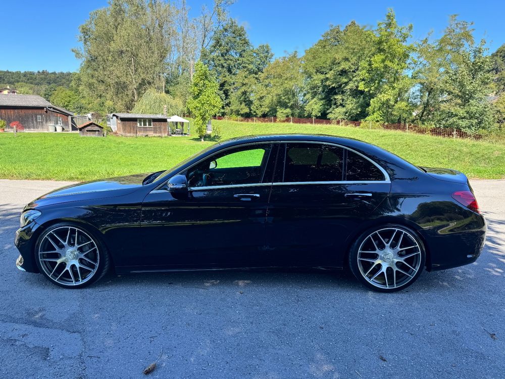 Mercedes-Benz C400 W205 - Image 2