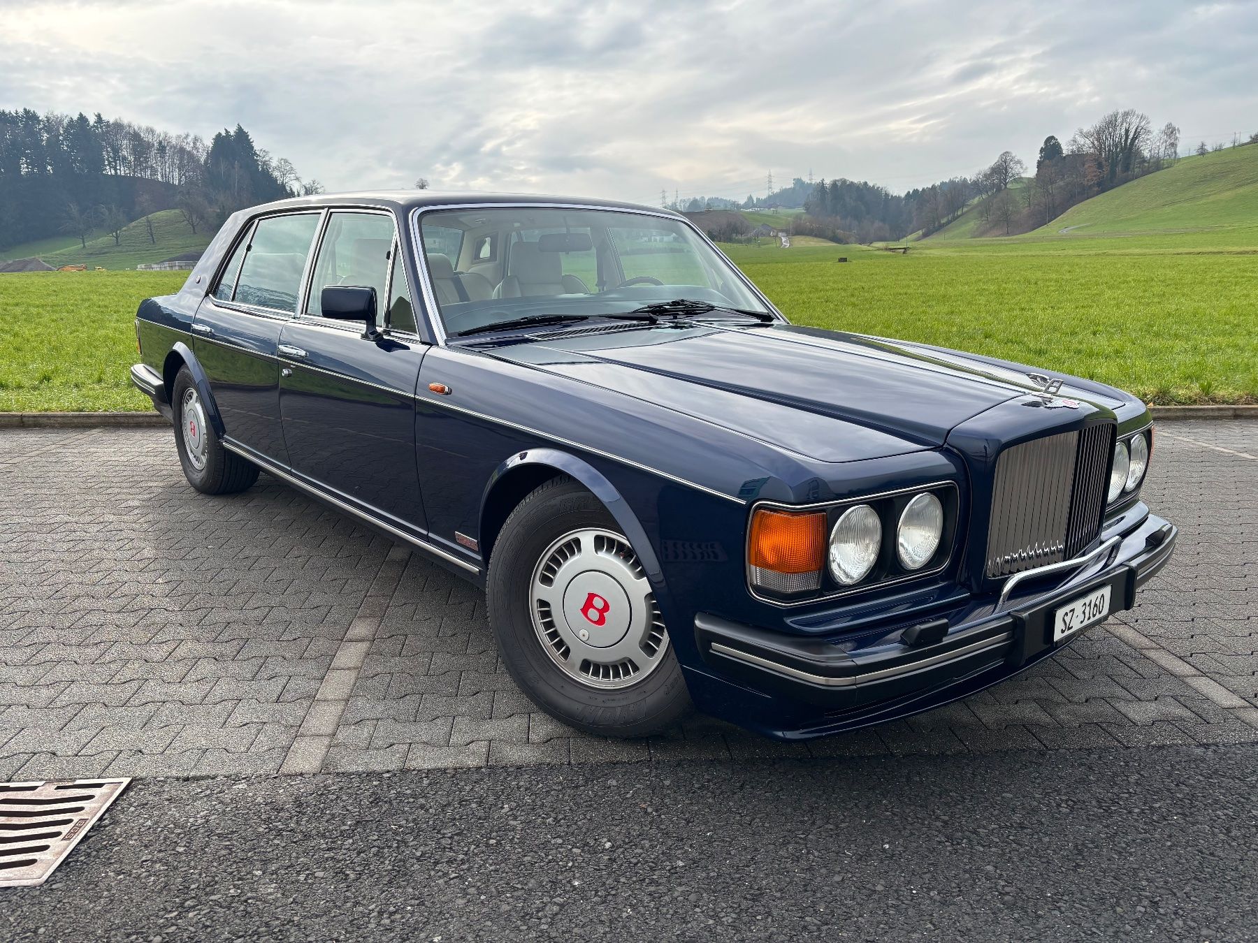 Bentley Turbo R LWB - Image 1