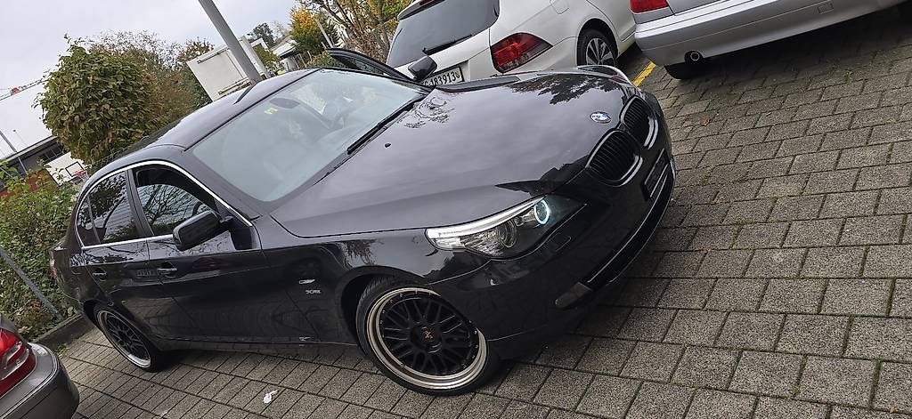 BMW 530xi, JG 2008 cambio manuale, buono stato - Image 1