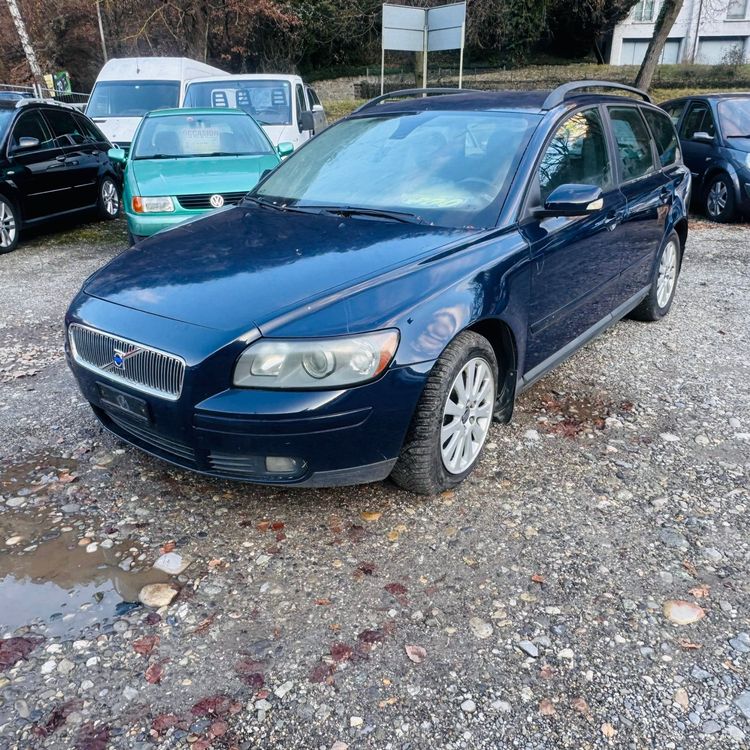 Volvo V50 - Image 2