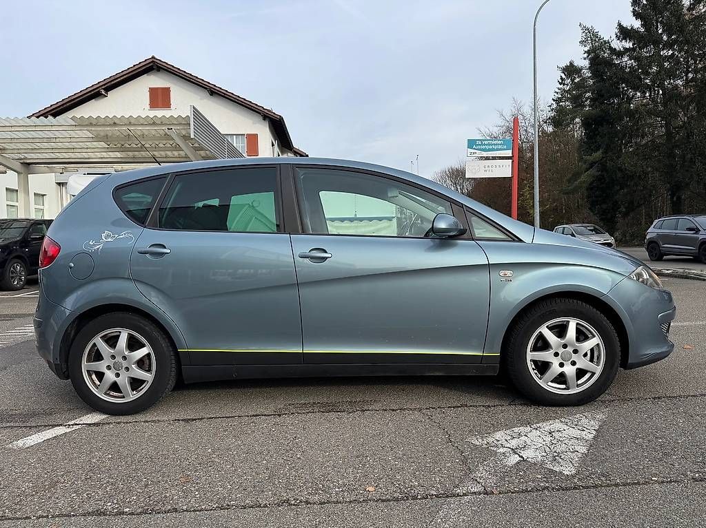 SEAT Altea 2.0 FSI Automatico Frisch da MFK Frisch da Service - Image 3