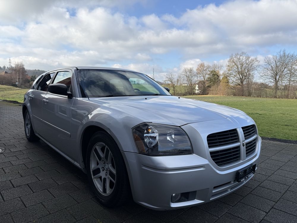 Dodge Magnum SRT Line