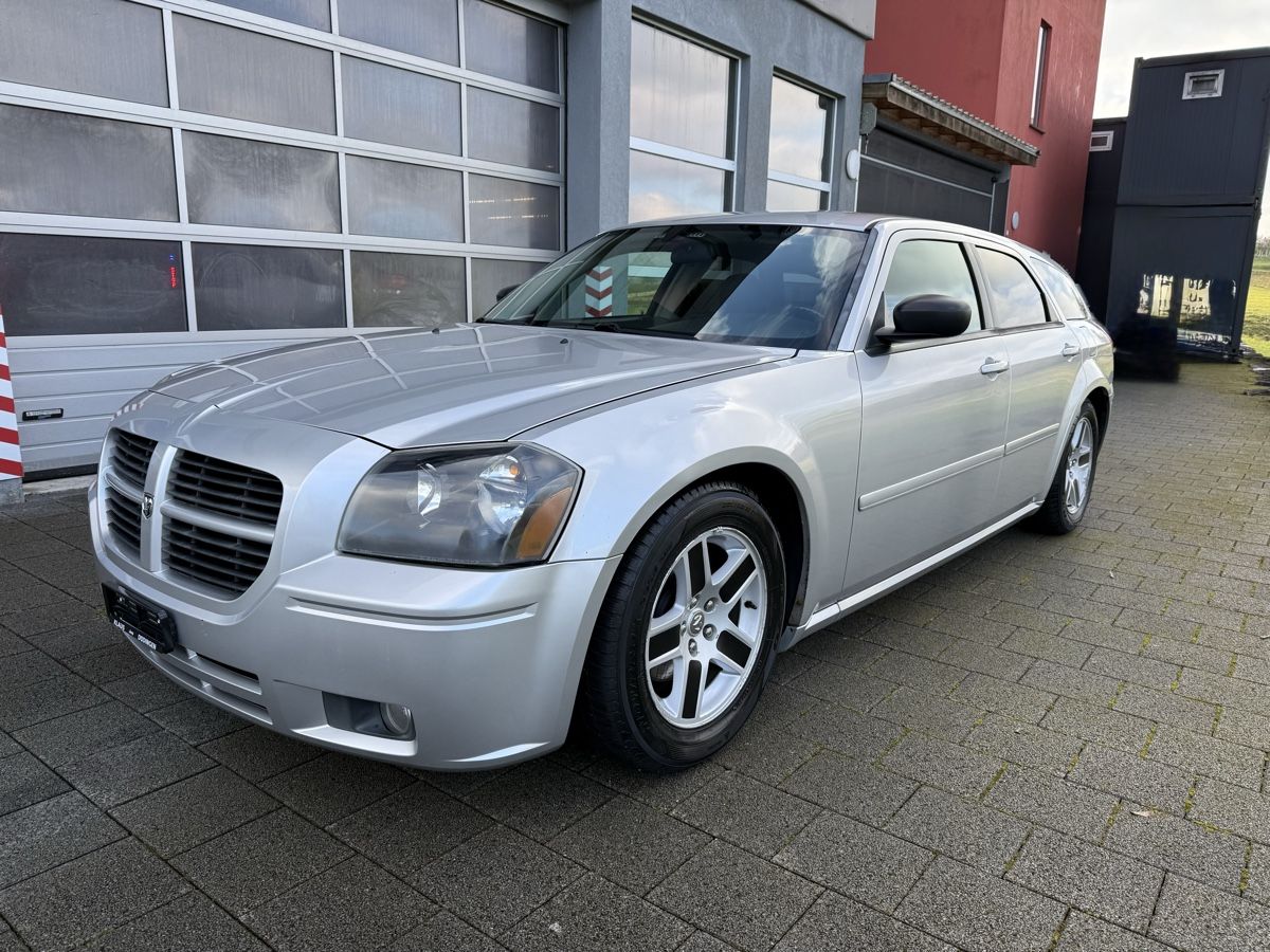 Dodge Magnum SRT Line - Image 3