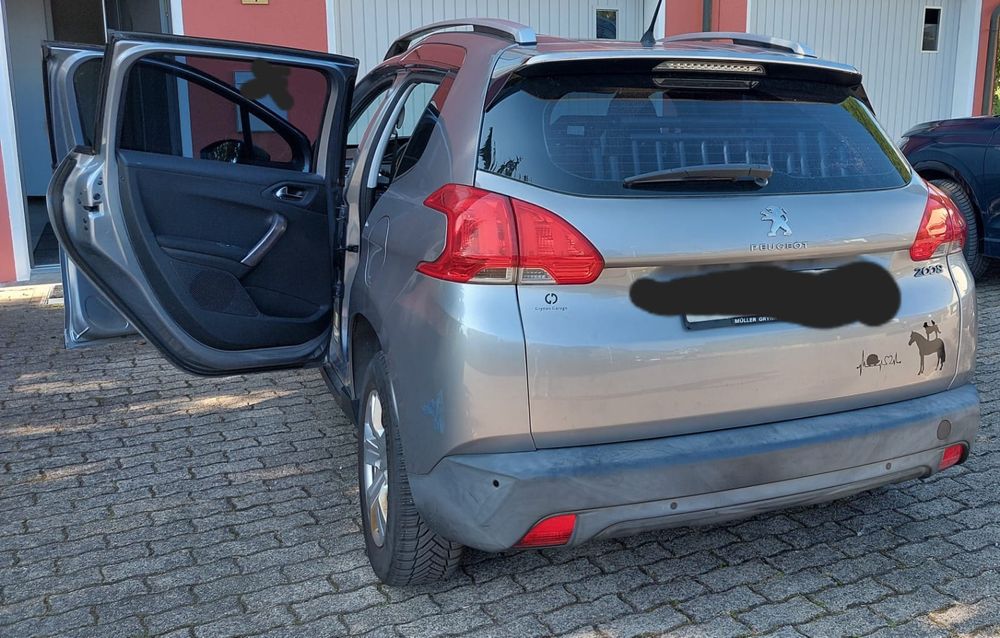 Peugeot 2008 - Image 2