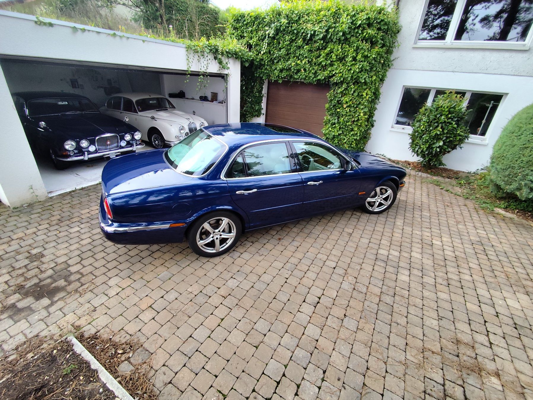 Jaguar XJ Super V8 (X350) curato di mano di un anziano - Image 3