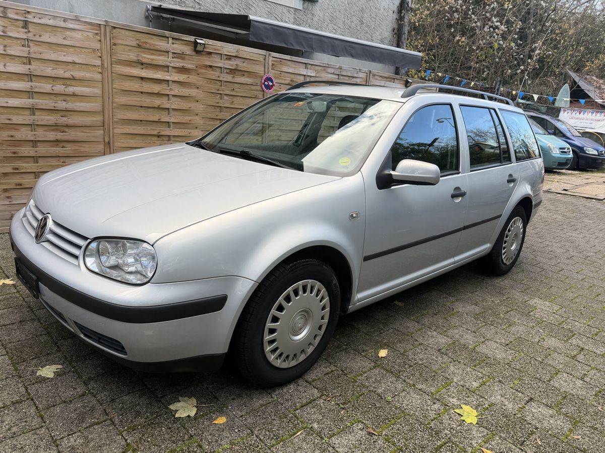 VW Golf 1.6 SR Variant - Image 1