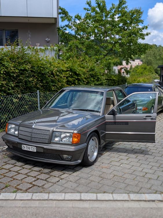 Mercedes-Benz 190E
