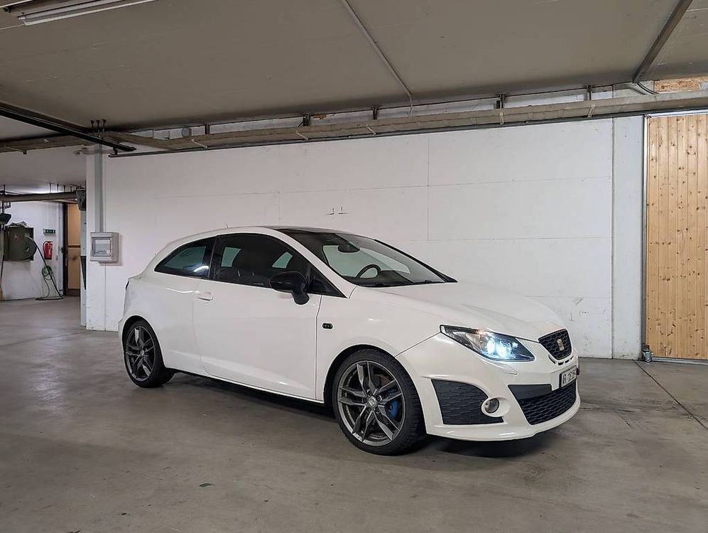 Seat Ibiza Cupra molto curata, con certificato di revisione e tecnica in ottime condizioni