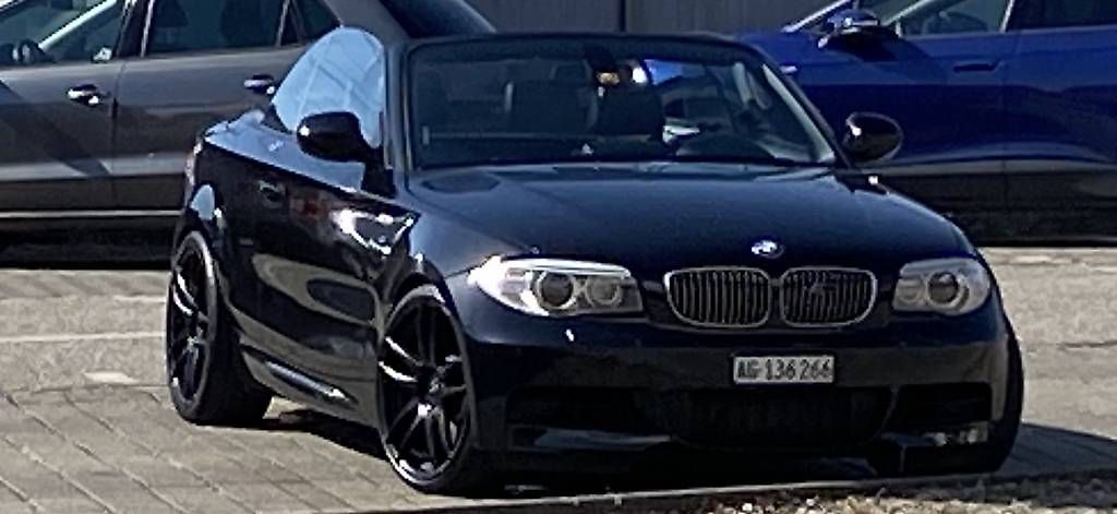 BMW 135 Cabrio - Image 1