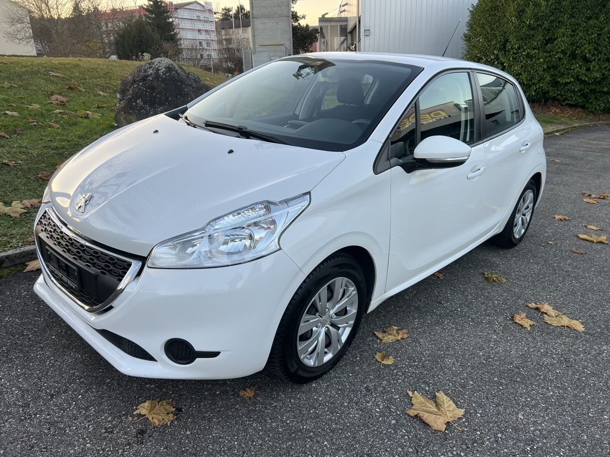 Bellissimo Peugeot 208 1.2 da MFK 01.2025 - fresco dopo la manutenzione - Image 1
