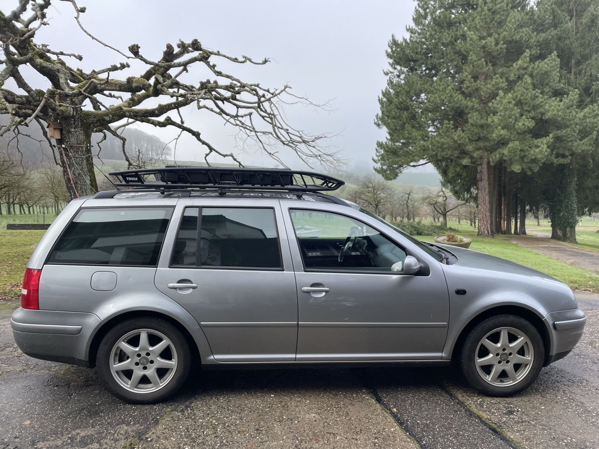 VW Golf Variant 1.6 con MFK residuo - Image 3