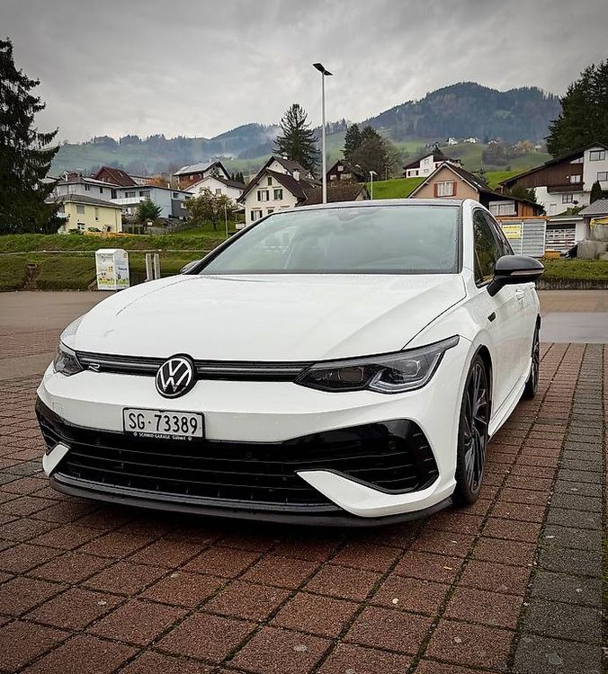 VW Golf 8 R 4Motion