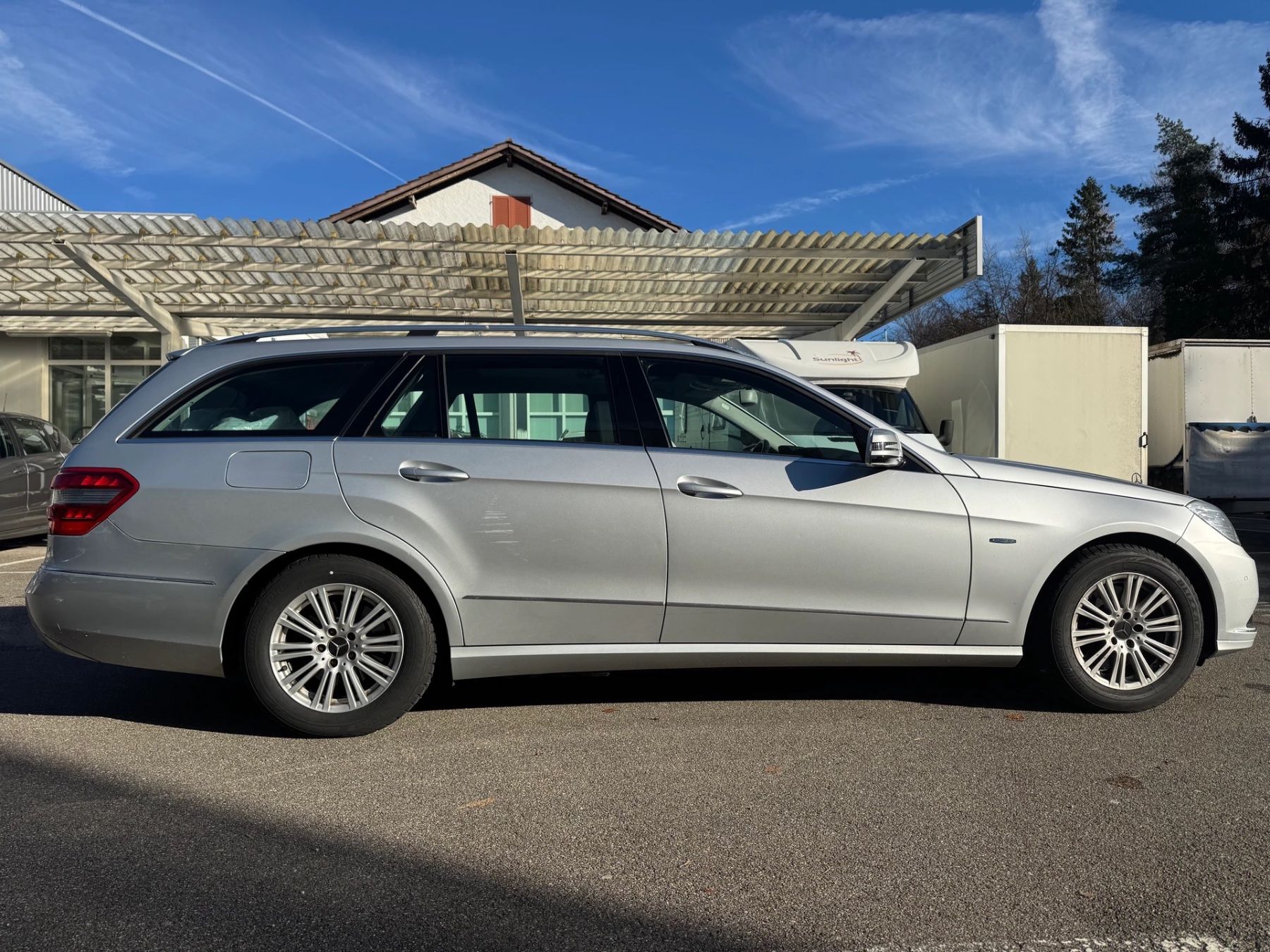 MERCEDES-BENZ E 350 CGI Elegante/ Nuovo da MFK e servizio/ - Image 3