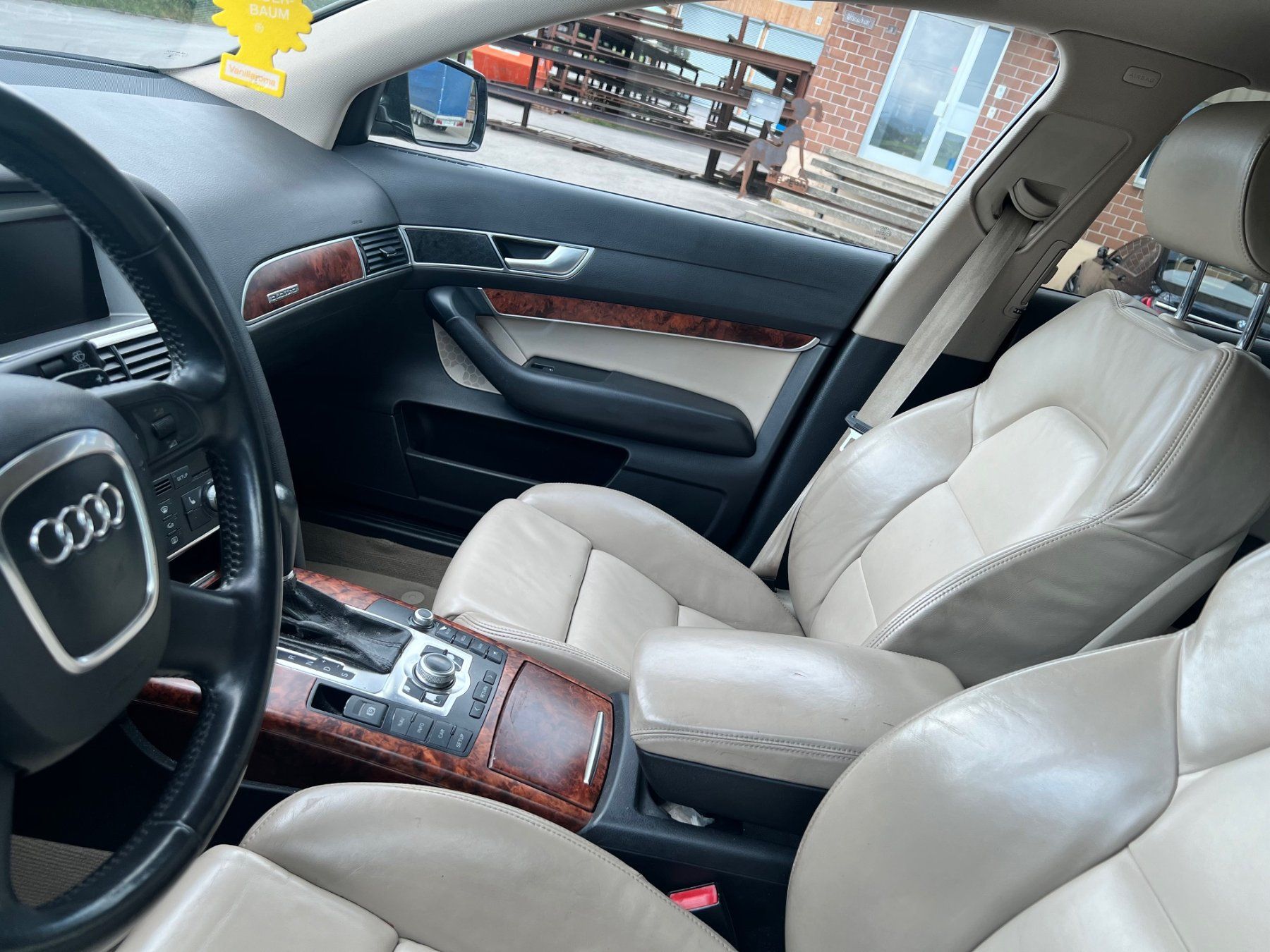 Audi A6 Allroad 4,2 FSI - Image 3