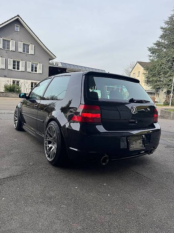 VW Golf R32 4Motion - Image 2