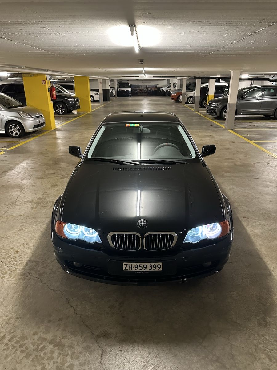 BMW 3er E46 Coupe, cambio, ottimo stato, JG 2002! - Image 1